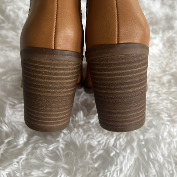 New! Women’s wide calf heeled boots - Picture 7 of 8
